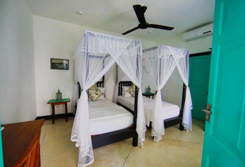 غرفة ديلوكس مطلّة علي الحديقة, Parawa House