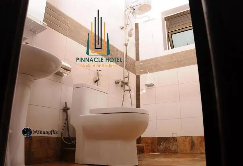 اتاق استاندارد با بالکن, Pinnacle Hotel Mbarara