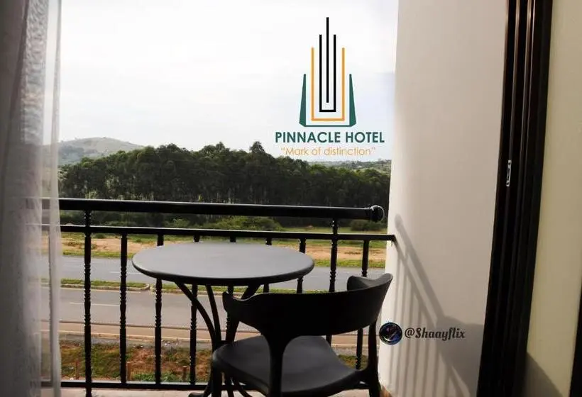 اتاق استاندارد با بالکن, Pinnacle Hotel Mbarara