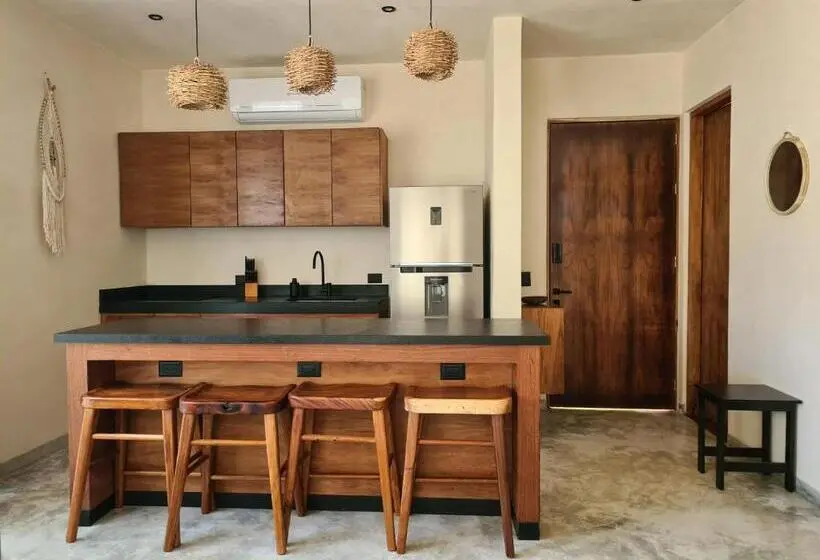 سوئیت جونیور با استخر, Homa Tulum