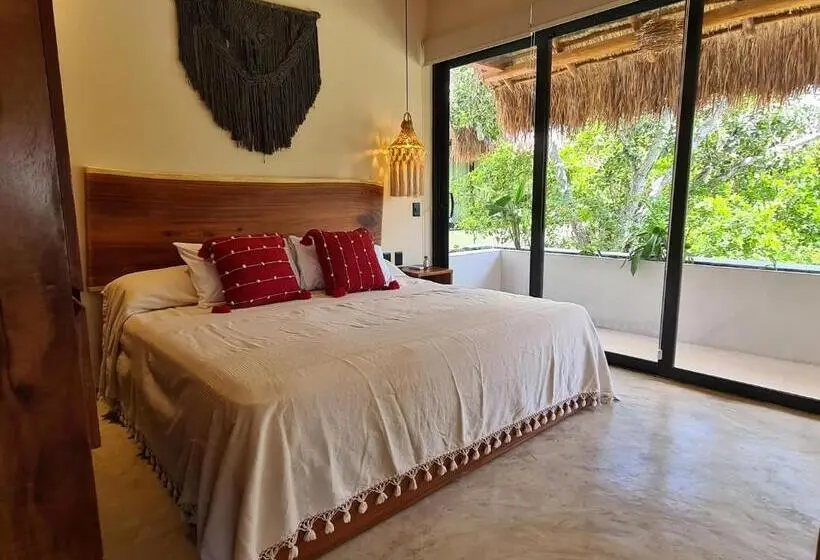 سوئیت با بالکن, Homa Tulum