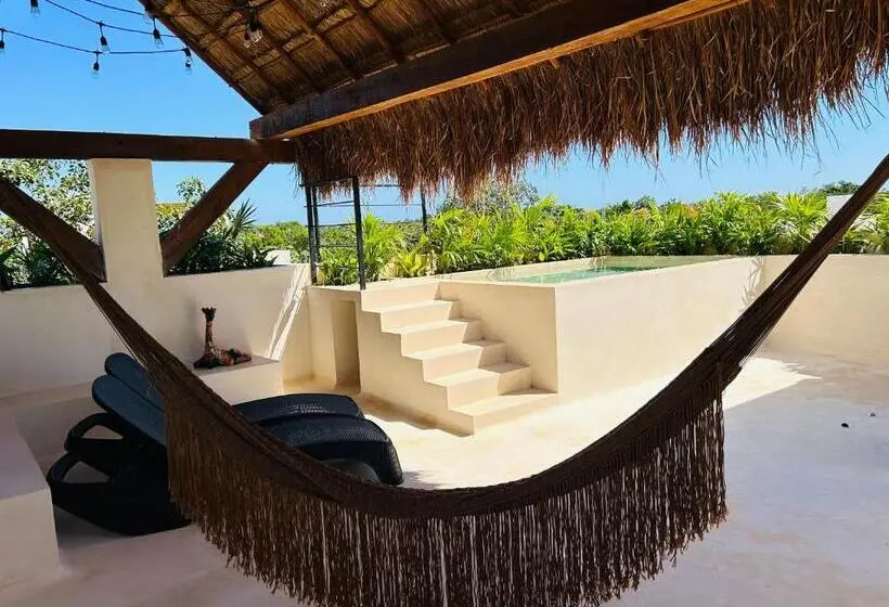 سوئیت با بالکن, Homa Tulum
