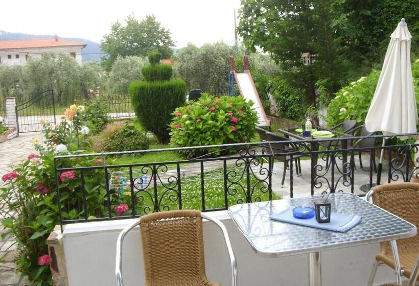 סטודיו סטנדרטי נוף לגינה, Blue Bay