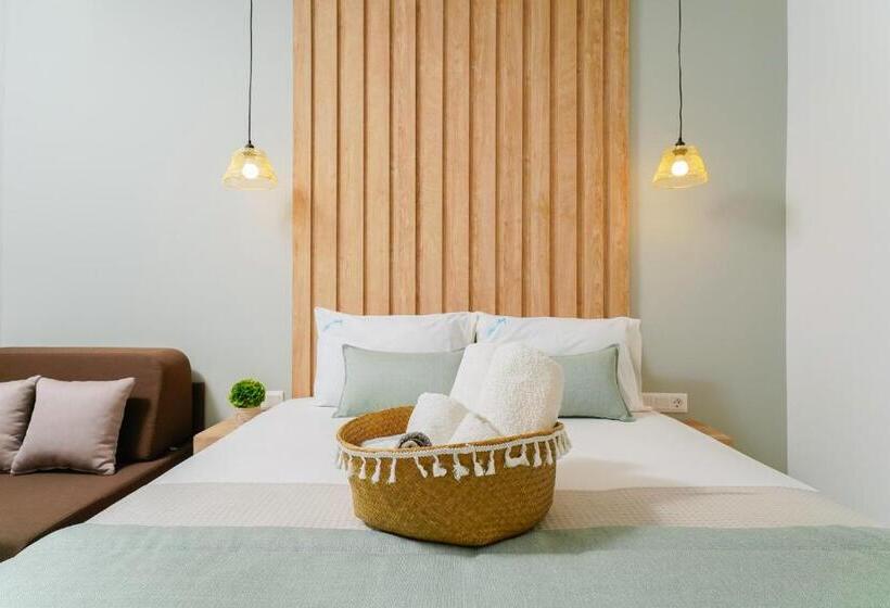 Superior studio mountain view, Blue Bay