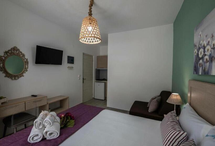 Superior studio mountain view, Blue Bay