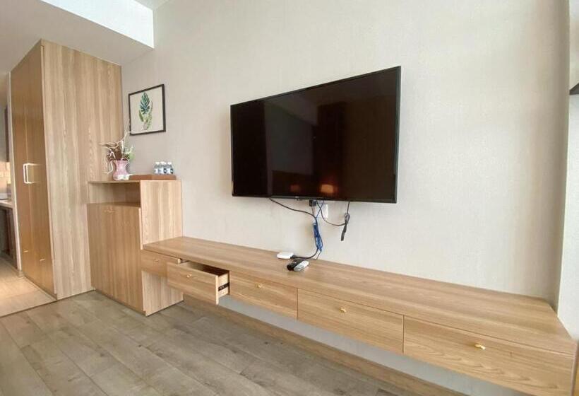 اتاق لوکس با تخت بزرگ, Vision Parorama Nha Trang