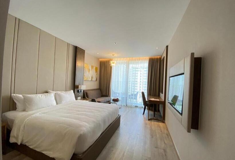 اتاق لوکس با تخت بزرگ, Vision Parorama Nha Trang