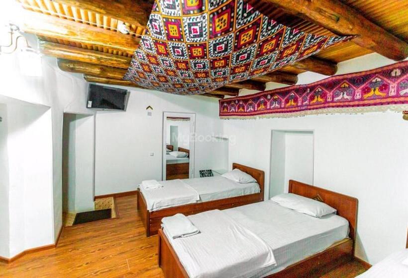 חדר סטנדרט לארבעה, Ohun Caravan Sarai