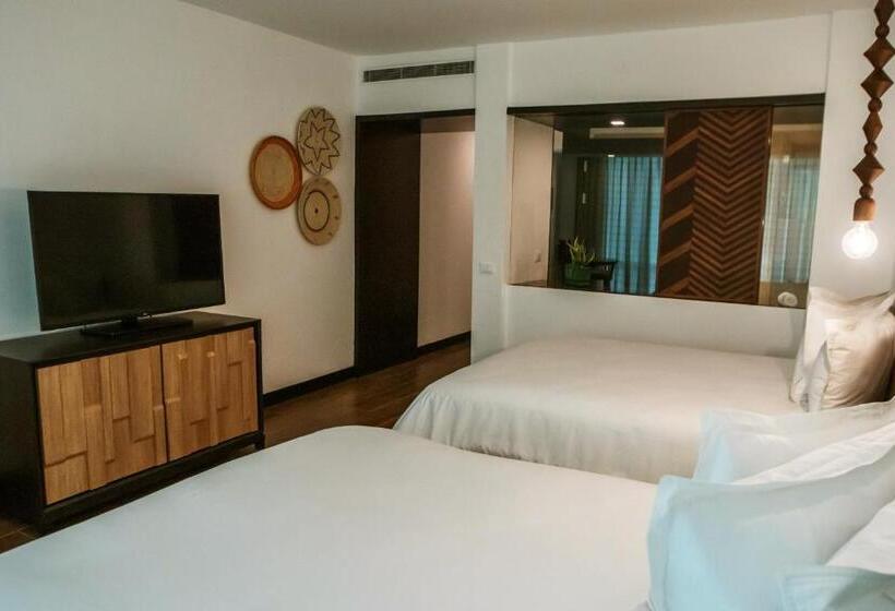 豪华房间, Eurobuilding Hotel & Suites Lecheria