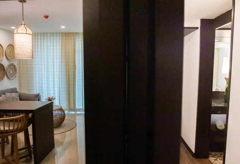 سوییت سوپریور با چشم‌انداز دریا, Eurobuilding Hotel & Suites Lecheria
