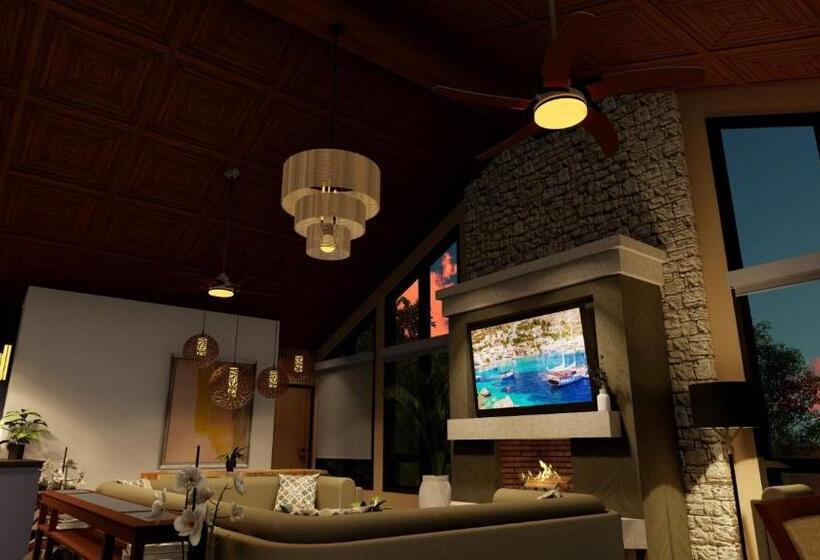 سوییت خانوادگی, The Wave At Marblehead