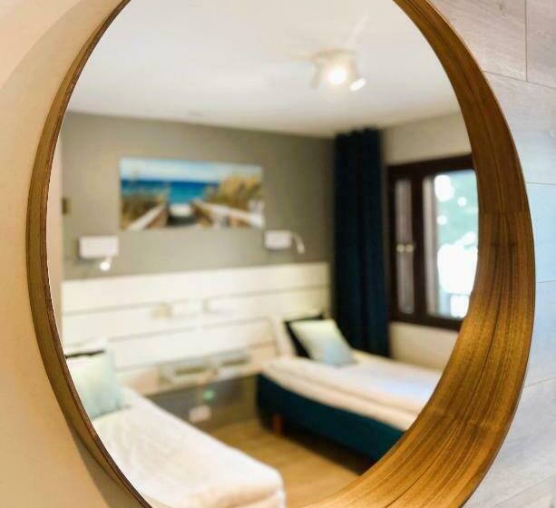 스탠다드 발코니 룸 바다 전망, Beach Hotel Santalahti