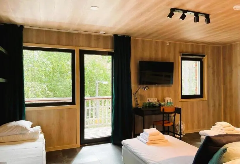 اتاق خانوادگی با سرویس بهداشتی مشترک, Beach Hotel Santalahti