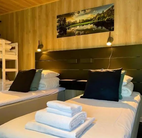 اتاق خانوادگی با سرویس بهداشتی مشترک, Beach Hotel Santalahti