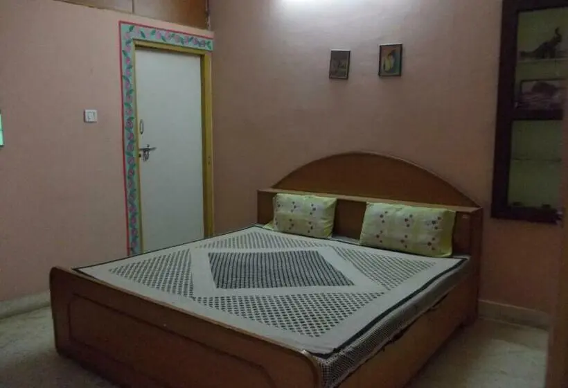 スタンダードルーム, Raj Mahal Guest House