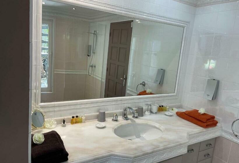 استودیو استاندارد با چشمانداز استخر, Résidence Adam Et Eve