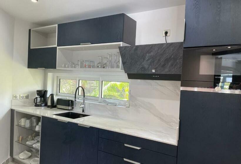 استودیو استاندارد با چشمانداز استخر, Résidence Adam Et Eve