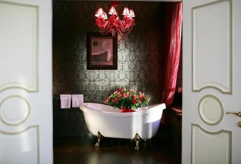 Presidenttisviitti, Boutique Spa Casino Hotel Lybid Plaza