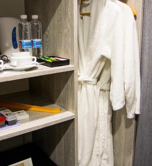 سوییت, Boutique Spa Casino Hotel Lybid Plaza