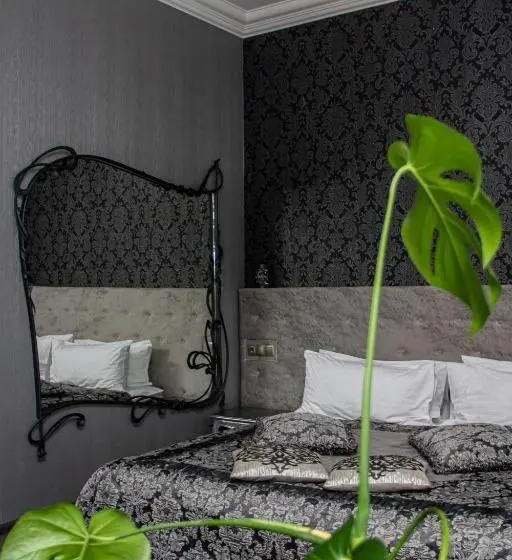 Sviitti, Boutique Spa Casino Hotel Lybid Plaza