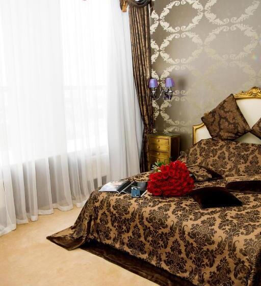 سوئیت پرزیدنت, Boutique Spa Casino Hotel Lybid Plaza