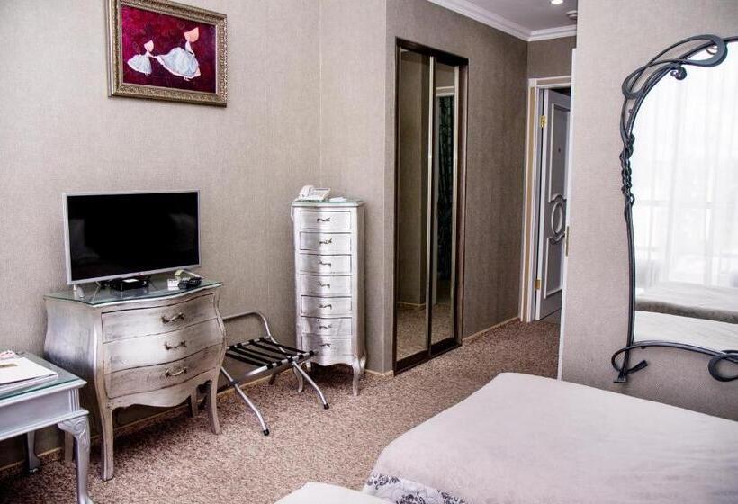 اتاق استاندارد, Boutique Spa Casino Hotel Lybid Plaza