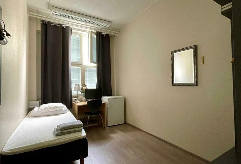 标准单人间共用浴室, Hostel Hermanni