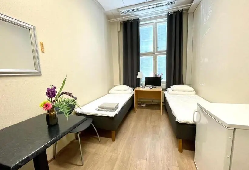 バス共有のスタンダードルーム, Hostel Hermanni