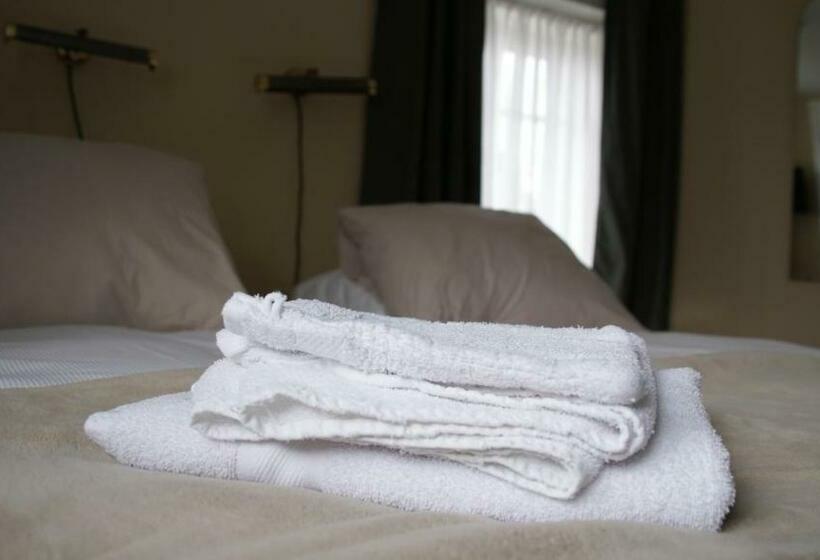 חדר אקונומי, In Den Roden Leeuw Van Limburg