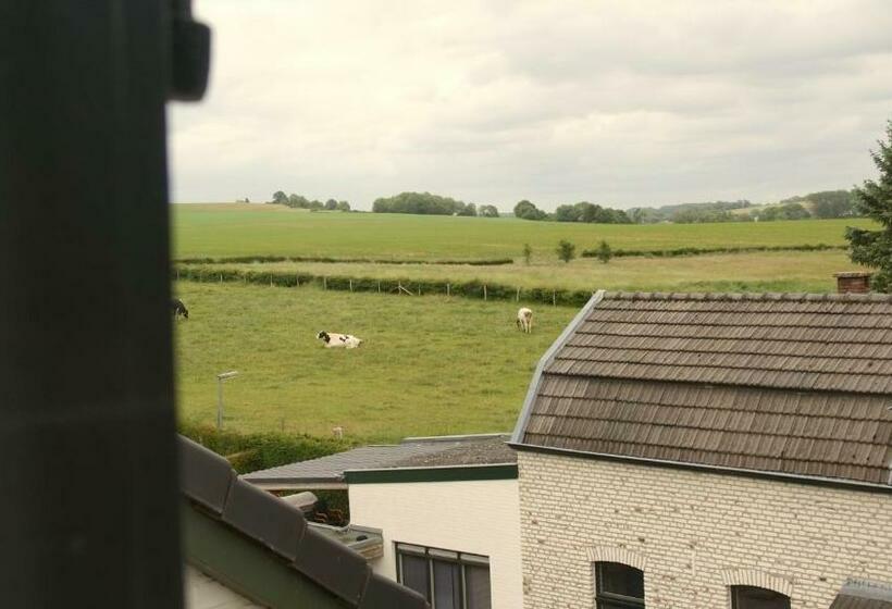 חדר אקונומי, In Den Roden Leeuw Van Limburg