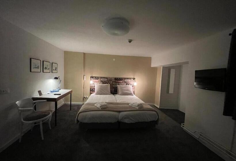 חדר אקונומי, In Den Roden Leeuw Van Limburg