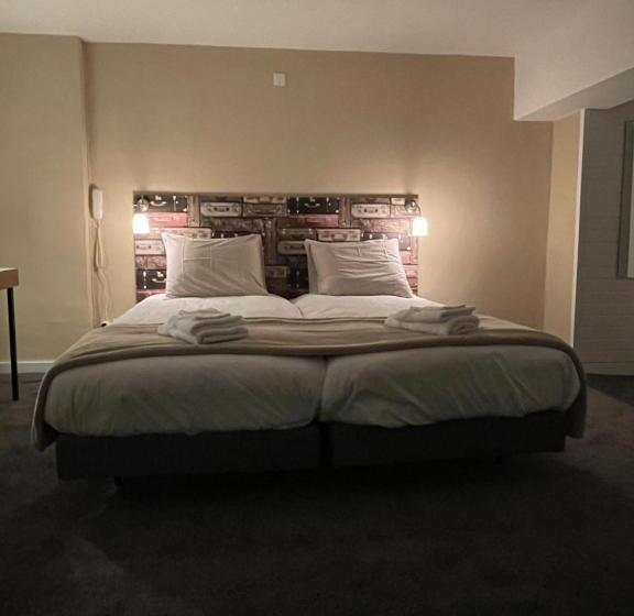 חדר אקונומי, In Den Roden Leeuw Van Limburg