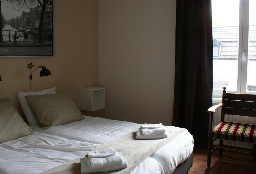 חדר סטנדרט לארבעה, In Den Roden Leeuw Van Limburg