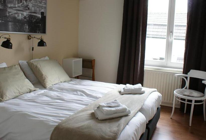 חדר סטנדרט לארבעה, In Den Roden Leeuw Van Limburg