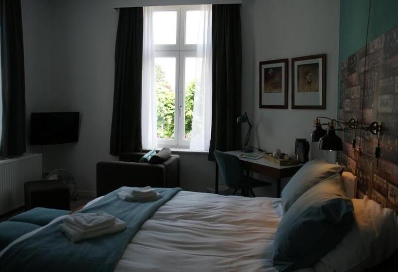 חדר דלוקס, In Den Roden Leeuw Van Limburg