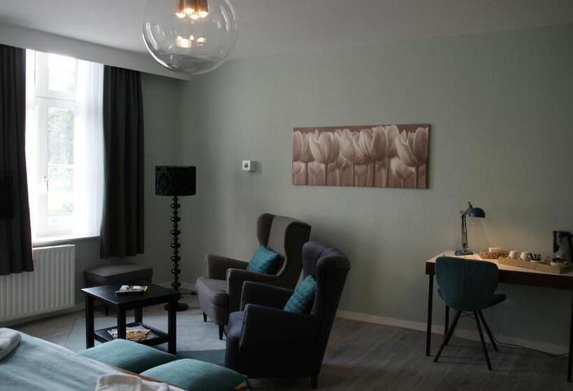 Номер Superior, In Den Roden Leeuw Van Limburg