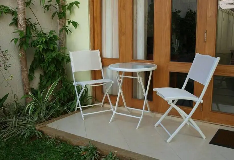 Quarto executivo, The Gecho Inn Town