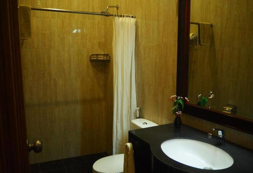 Executive Szoba, The Gecho Inn Town