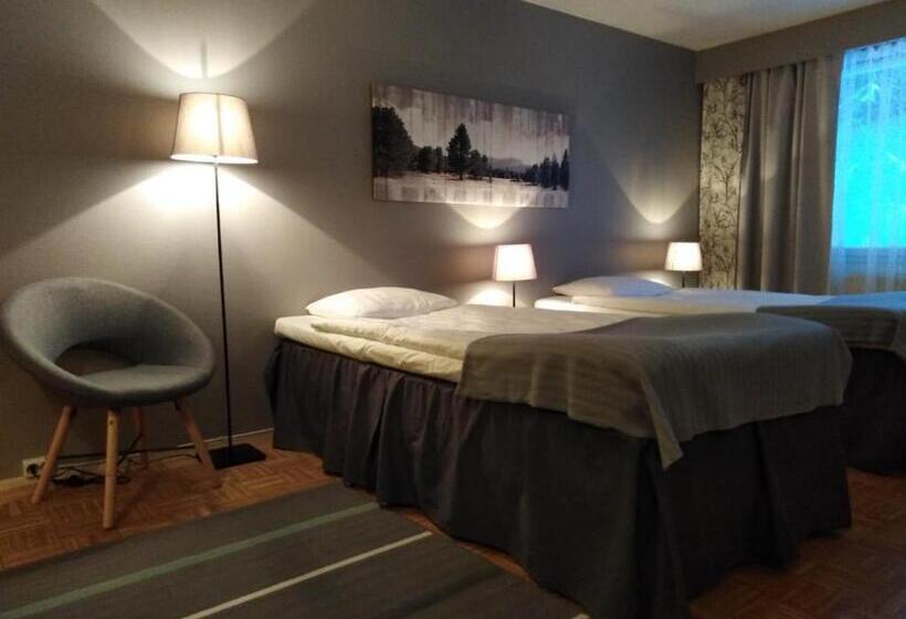 スーペリアトリプルルーム, Yöpuu