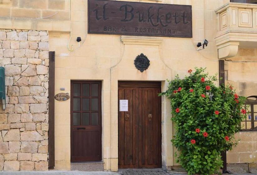 اتاق لوکس با بالکن و چشم‌انداز دریا, Il Bukkett B&b