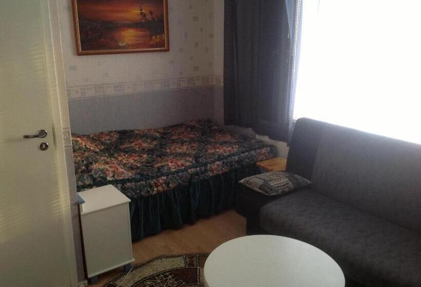 חדר משפחתי, ämmän Hotelli