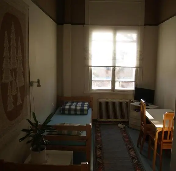 バス共有のスタンダードルーム, Porvoo Hostel