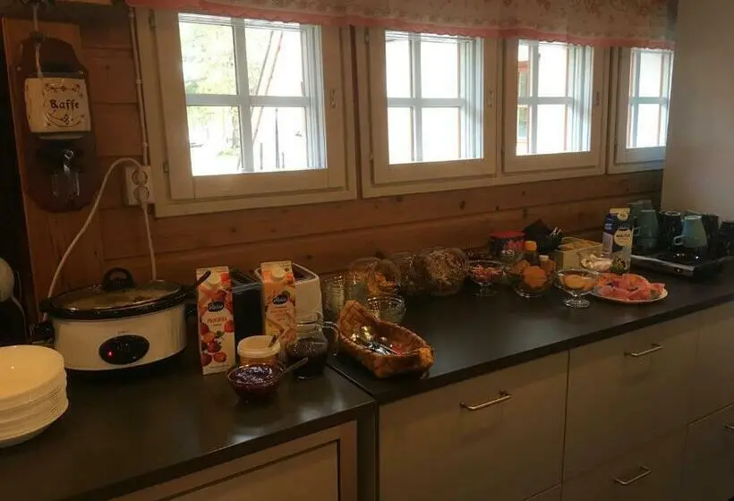 اتاق استاندارد با سرویس بهداشتی مشترک, Arctic Lodge Hetan Kota