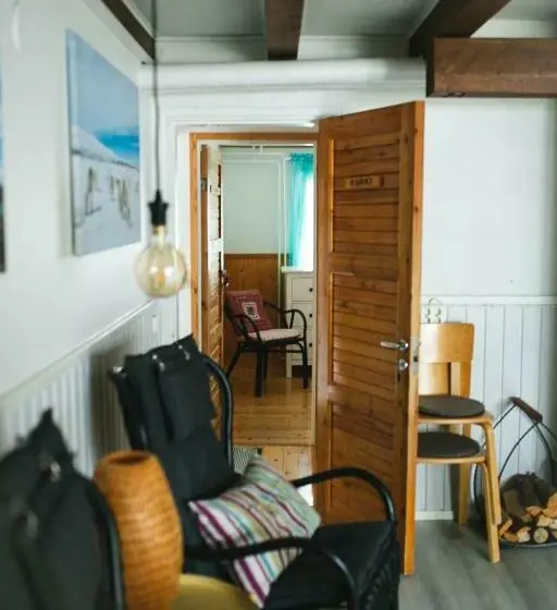 اتاق استاندارد با سرویس بهداشتی مشترک, Arctic Lodge Hetan Kota