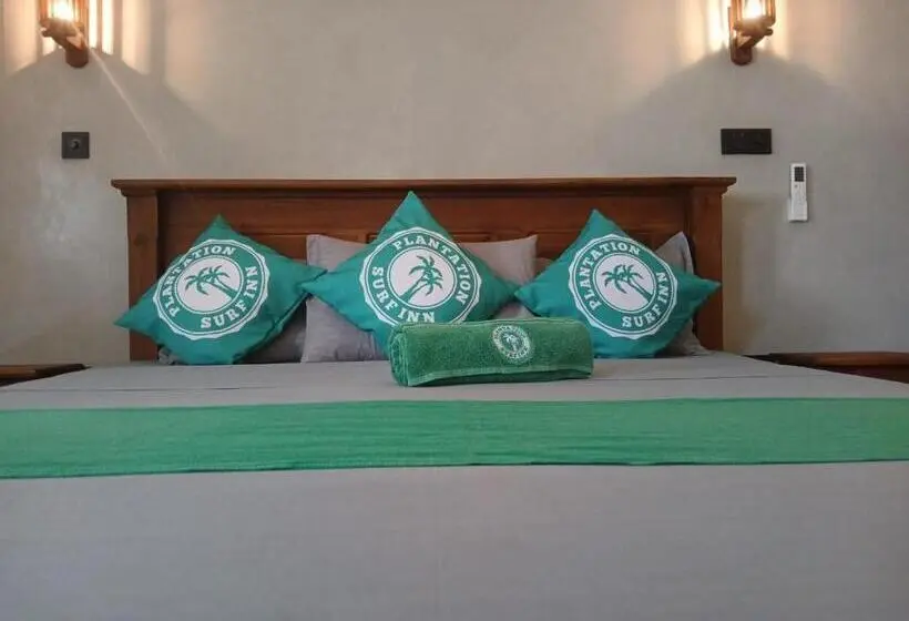 オーシャンビューデラックスルームバルコニー付き, Plantation Surf Inn & Restaurant