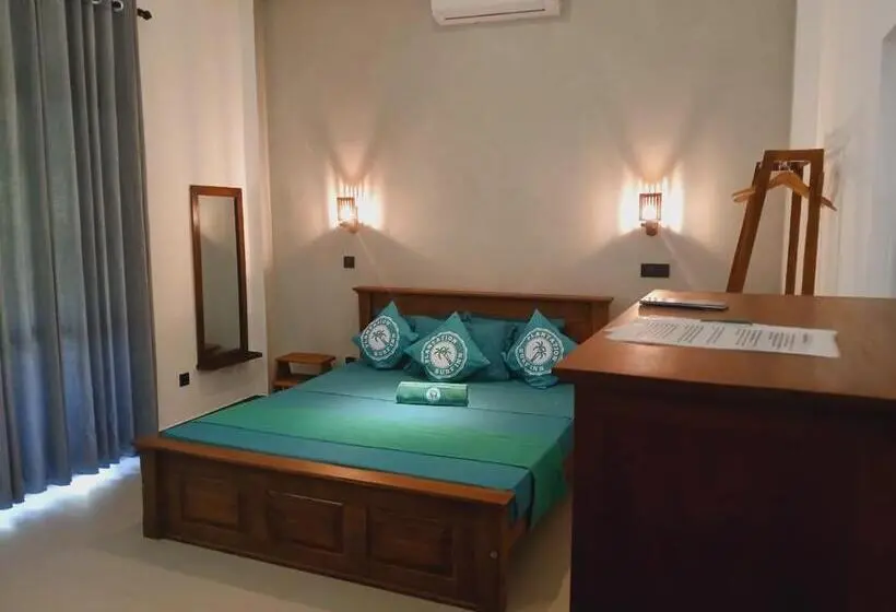 バルコニー付きデラックスルーム, Plantation Surf Inn & Restaurant