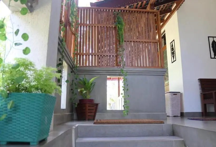 バルコニー付きデラックスルーム, Plantation Surf Inn & Restaurant