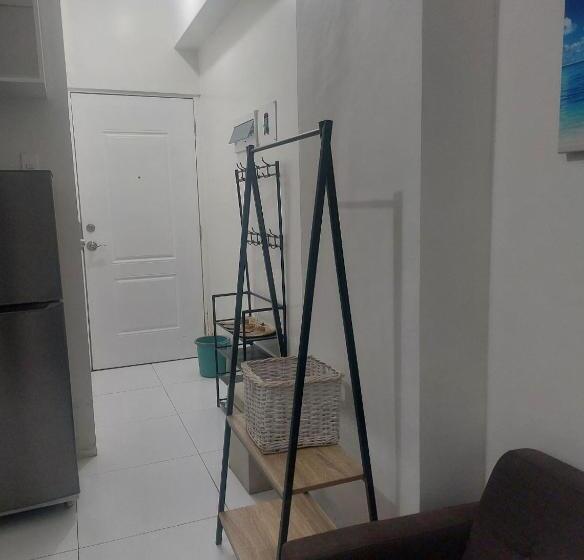 آپارتمان 1 خوابه با بالکن, Dazzling Dash Apartelle