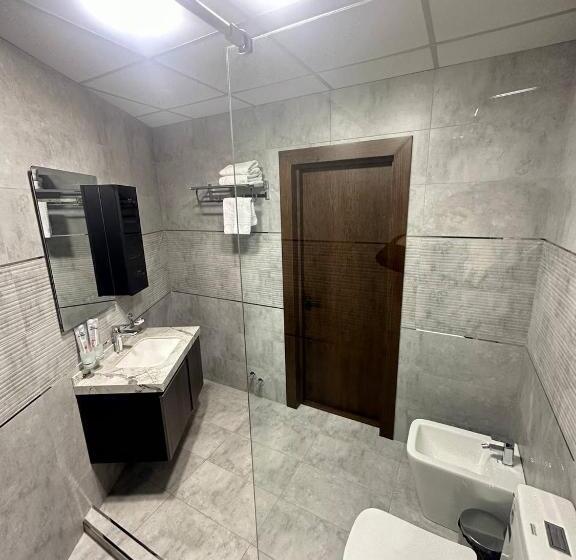 آپارتمان لوکس 2 خوابه, A,tour