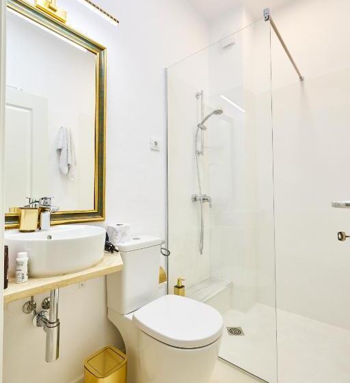 اتاق استاندارد با بالکن, Carol Park View